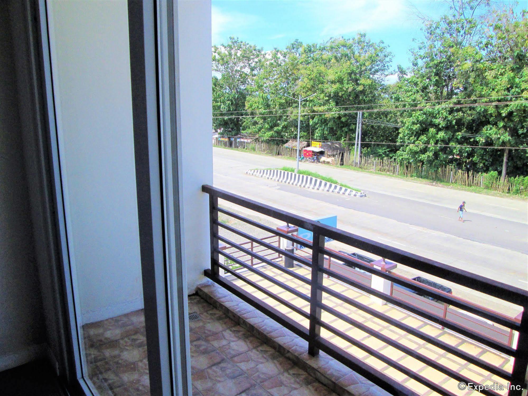 Lohas Airport Hotel Laguindingan Extérieur photo